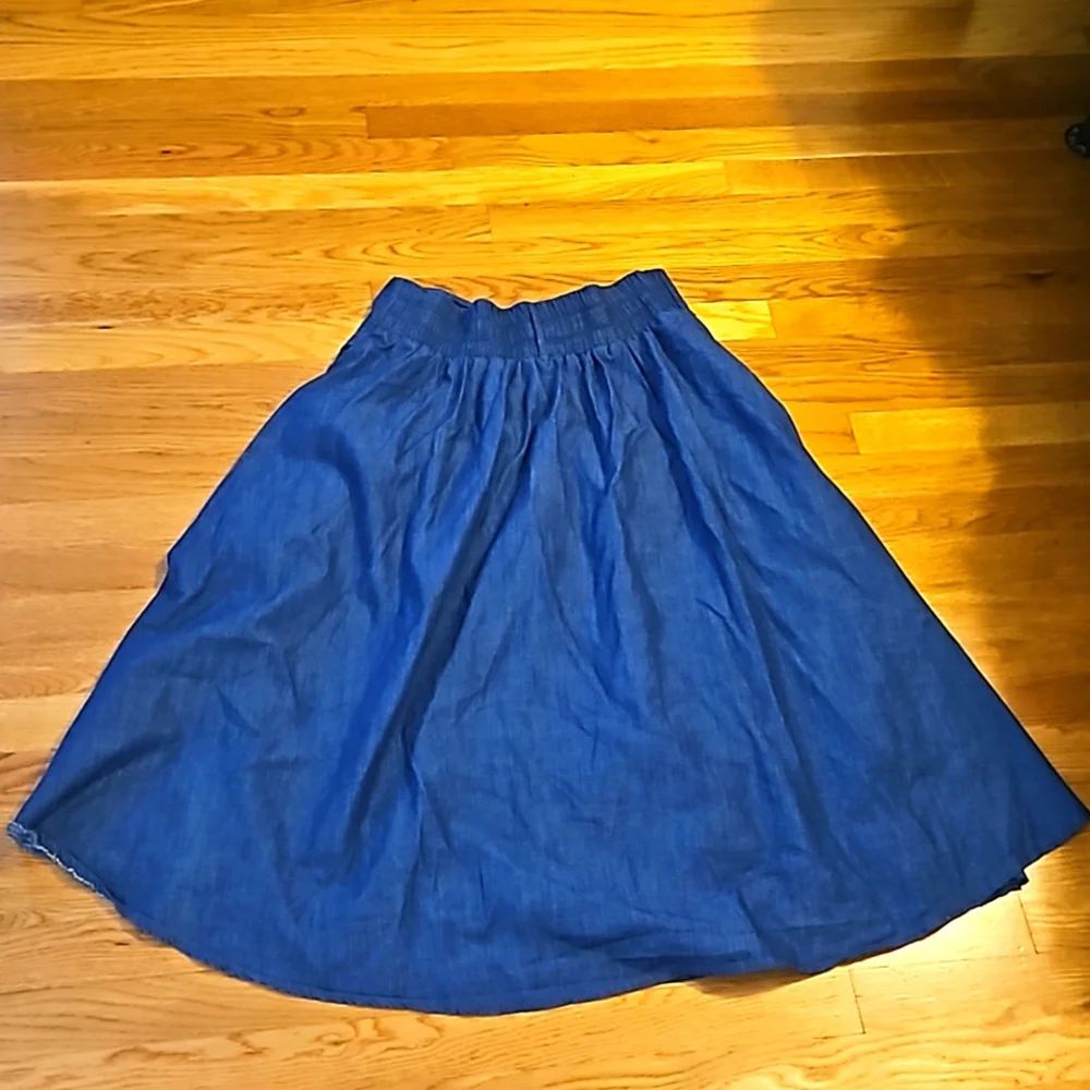 Flowy Blue Jean Pleated skirt XLarge - Picture 3 of 5